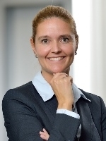 Dr. Vanessa Staude